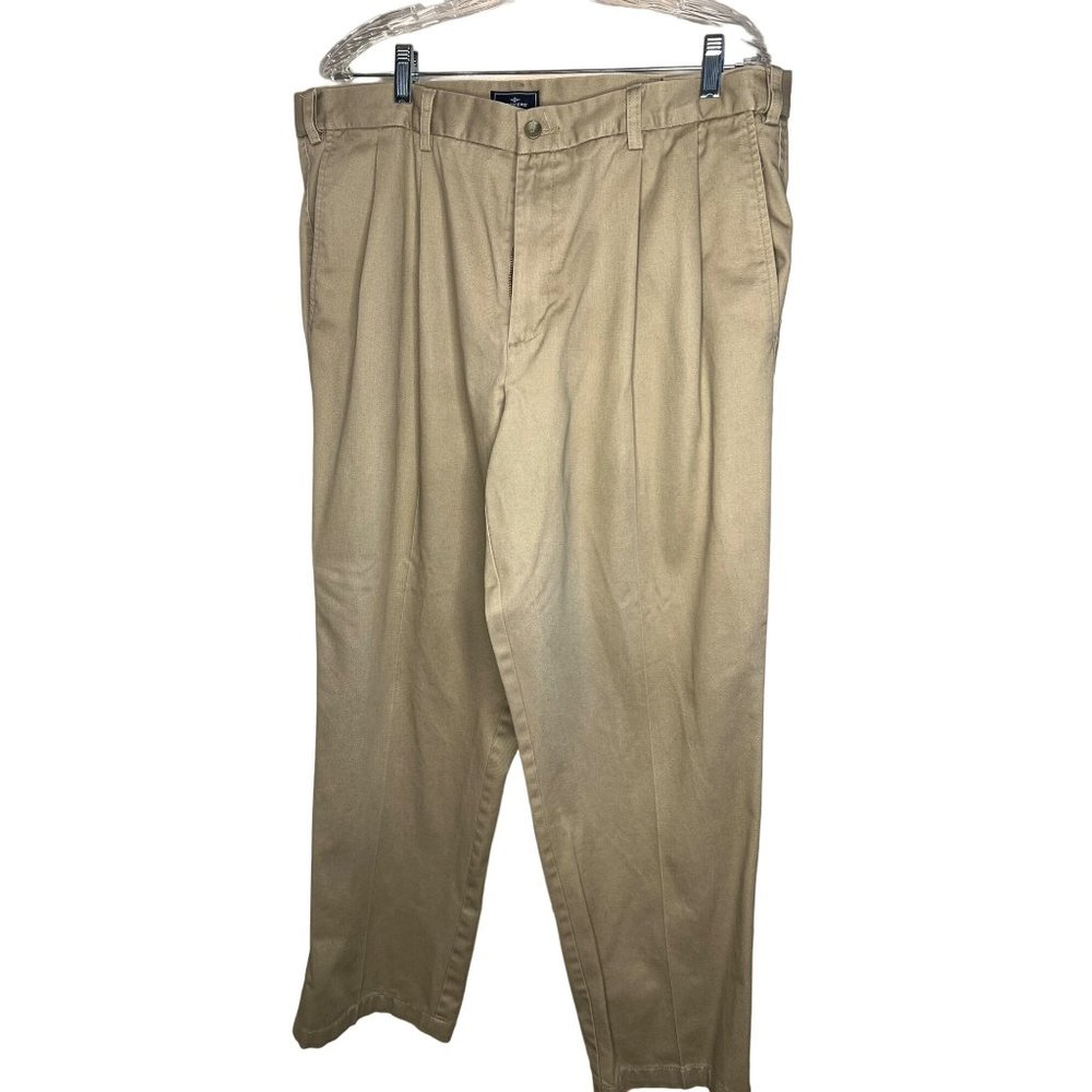 DOCKERS Men's Pants Size 38 x 30 Cream Adjustable Waist Pleated Cotton